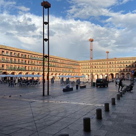 Apartamentos La Camara II Cordoba Corredera Kültér fotó