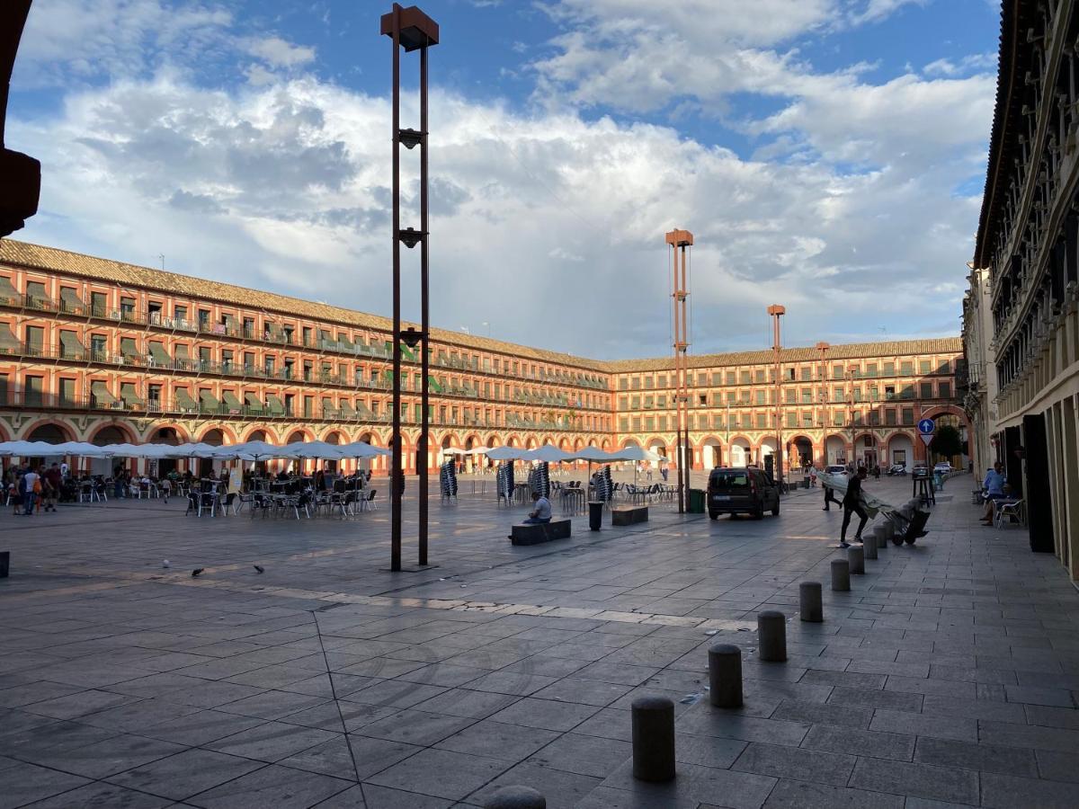 Apartamentos La Camara II Cordoba Corredera Kültér fotó